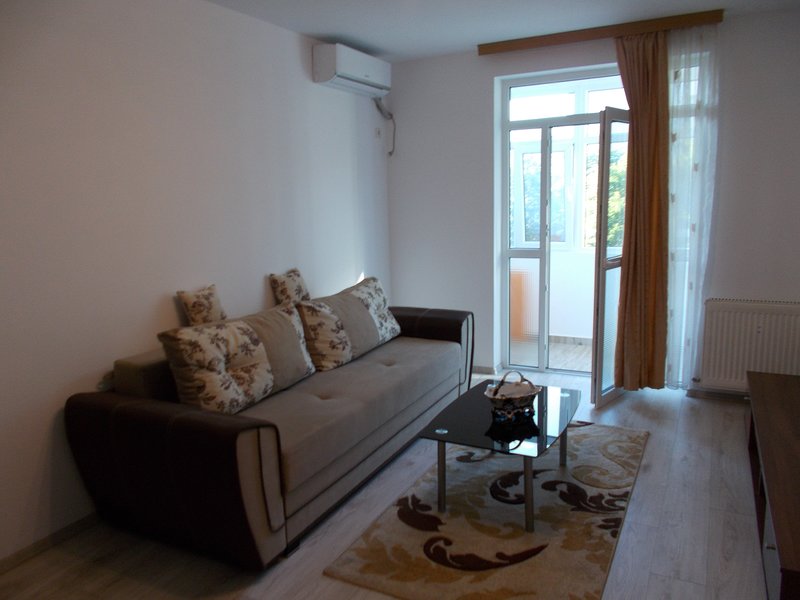 Basarabia, Diham, apartament 2 camere,