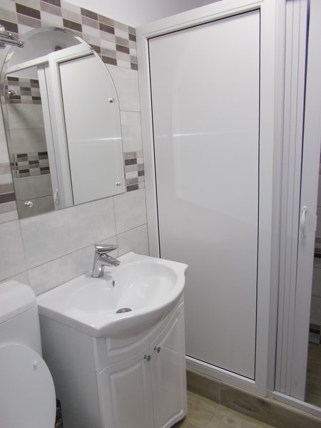 Basarabia, Diham, apartament 2 camere,